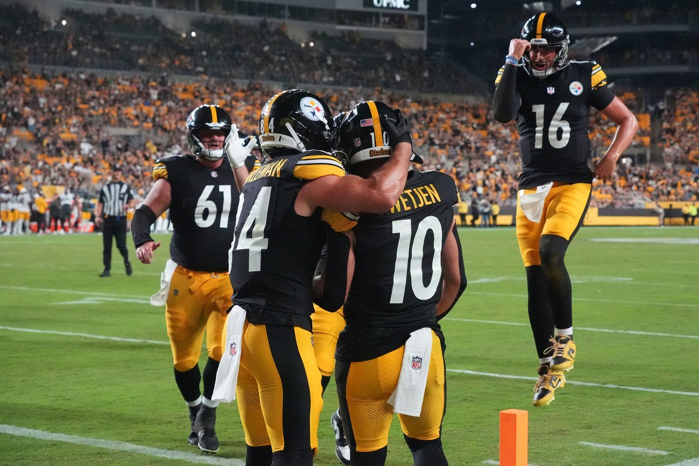 No clear early front-runner in the Steelers backup QB derby as Rudolph, Howard and Allar all shine | iNFOnews.ca
