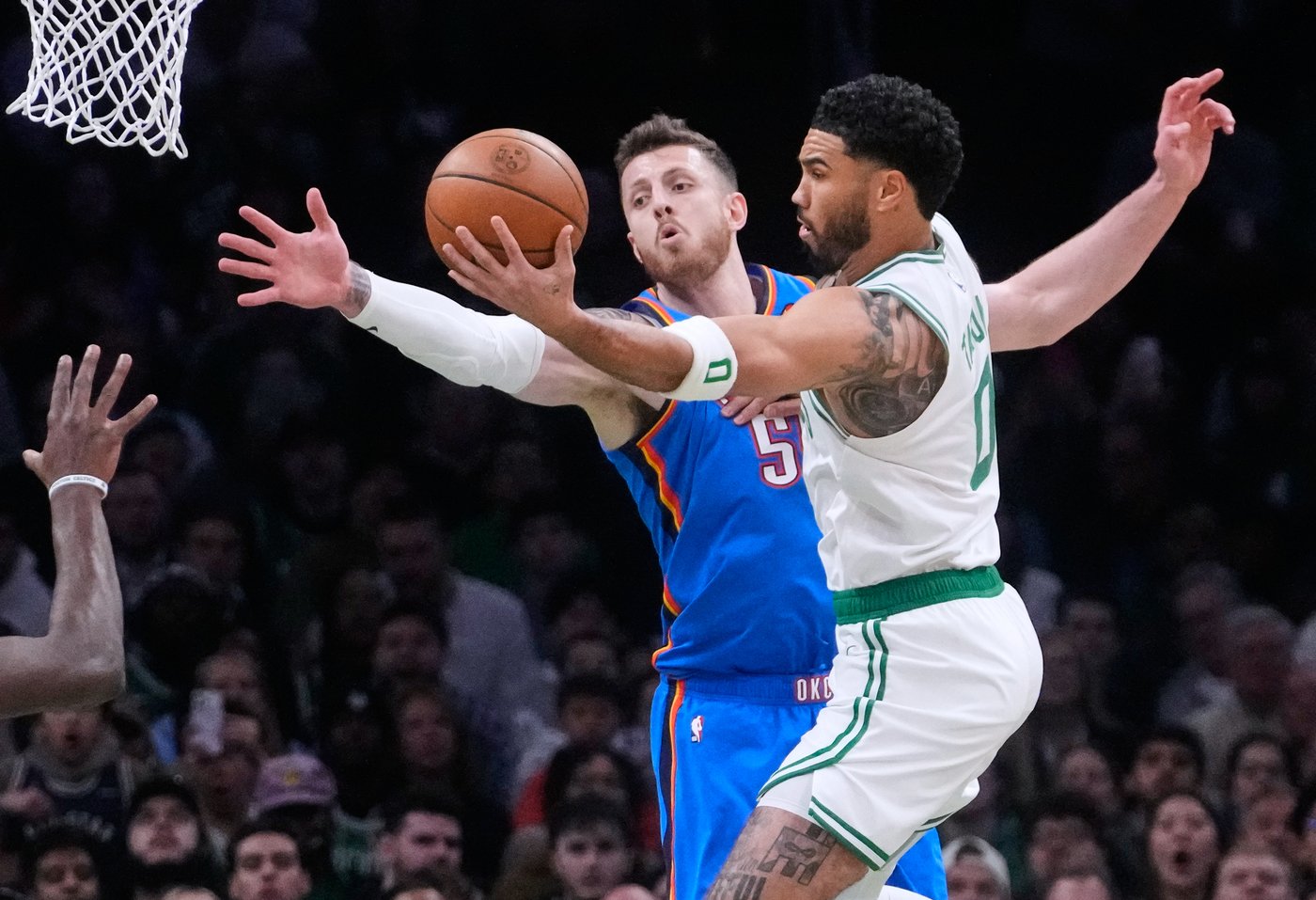 Brown scores 31 as Celtics rally to beat Thunder 119-109, snapping OKC’s 12-game win streak | iNFOnews.ca Brown scores 31 as Celtics rally to beat Thunder 119-109, snapping OKC’s 12-game win streak | iNFOnews.ca