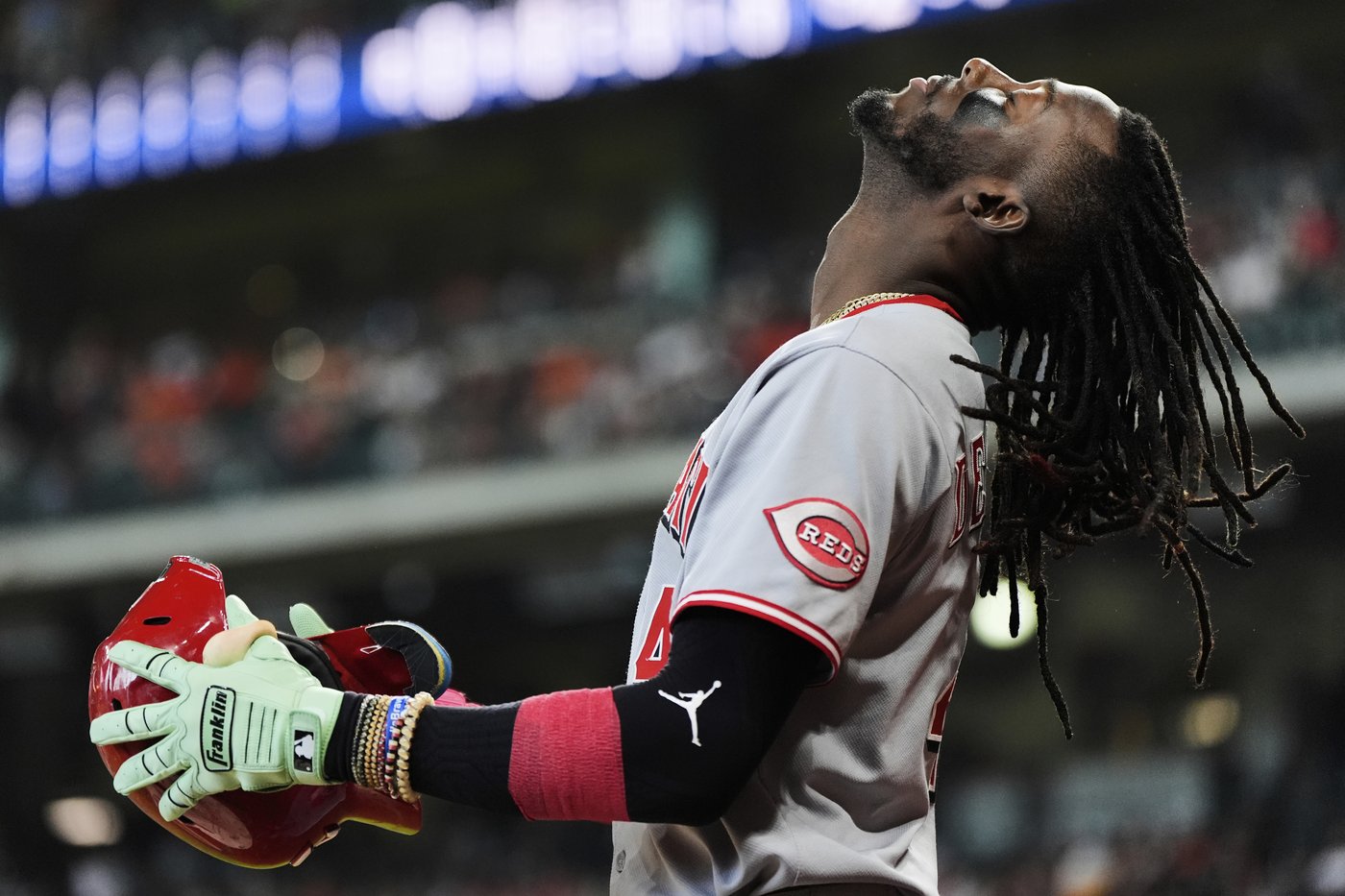 Reds score 10 runs in first inning of 13-9 win over Astros | iNFOnews.ca Reds score 10 runs in first inning of 13-9 win over Astros | iNFOnews.ca