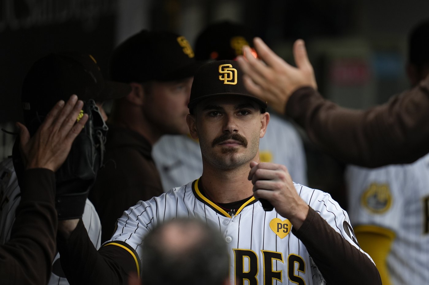 Cease pitches into the 9th and Machado hits 2 of Padres' 4 homers in a 4-0 win vs Astros | iNFOnews.ca Cease pitches into the 9th and Machado hits 2 of Padres' 4 homers in a 4-0 win vs Astros | iNFOnews.ca