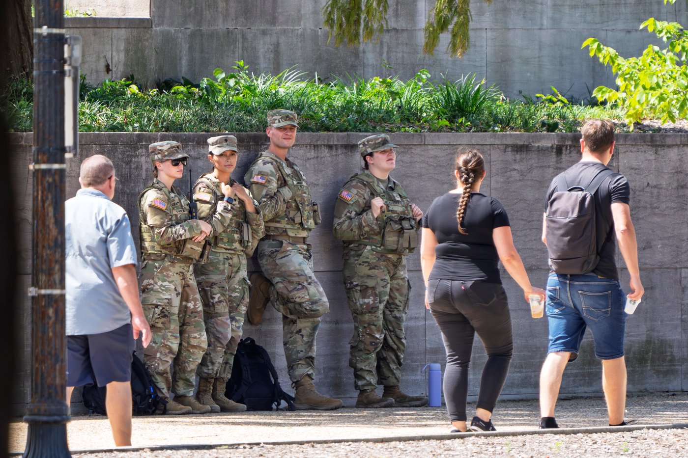 'Leave our kids alone': Schools reopen in DC with parents on edge over Trump's armed patrols | iNFOnews.ca 'Leave our kids alone': Schools reopen in DC with parents on edge over Trump's armed patrols | iNFOnews.ca