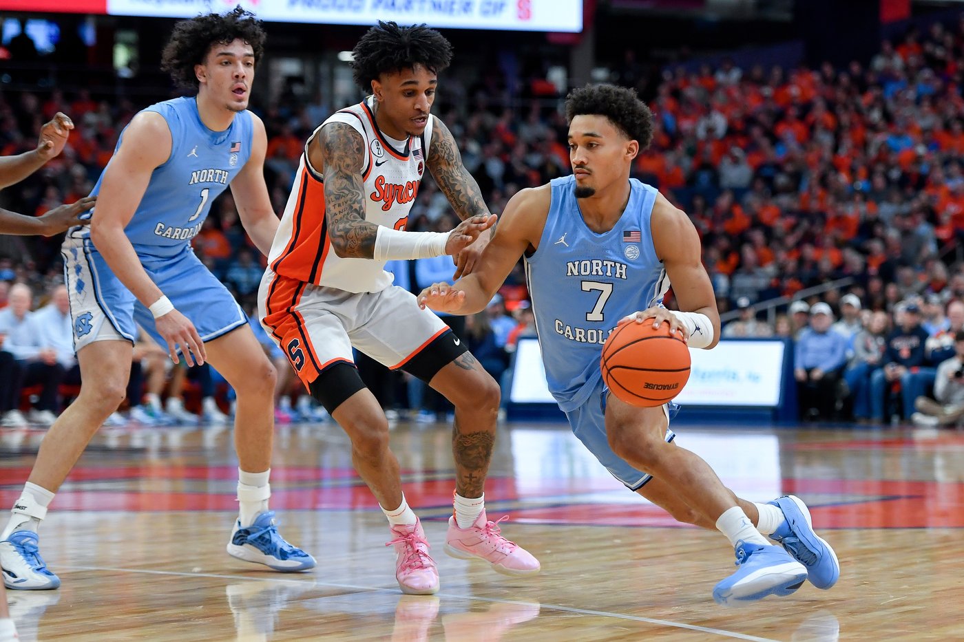 No. 16 UNC bounces back with 77-64 win over Syracuse | iNFOnews.ca No. 16 UNC bounces back with 77-64 win over Syracuse | iNFOnews.ca