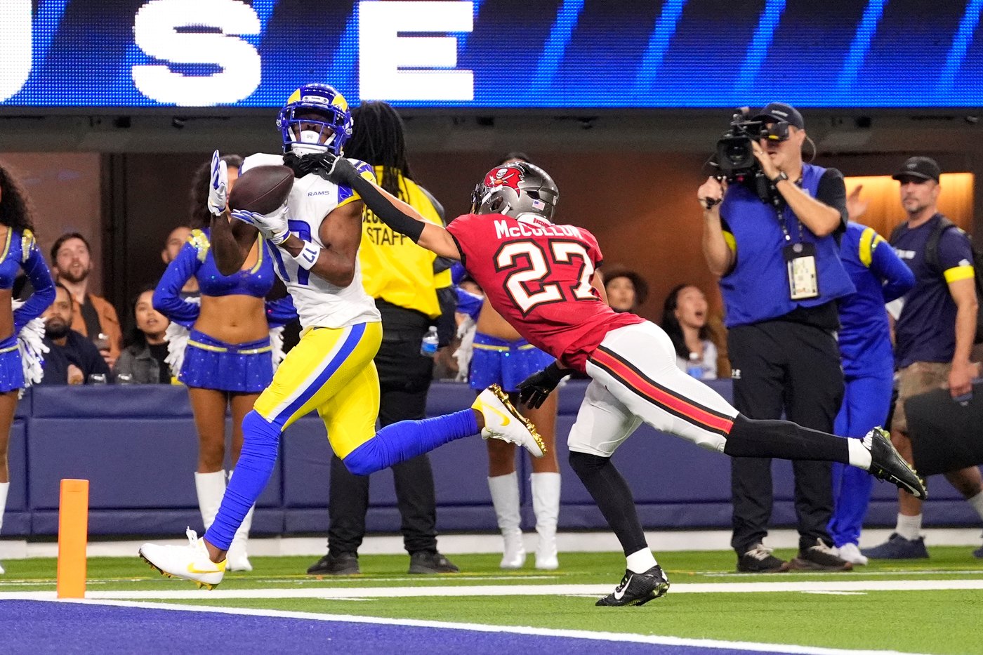 Stafford and Adams connect for 2 more TDs while NFC-leading Rams roll to 34-7 win over Buccaneers | iNFOnews.ca Stafford and Adams connect for 2 more TDs while NFC-leading Rams roll to 34-7 win over Buccaneers | iNFOnews.ca