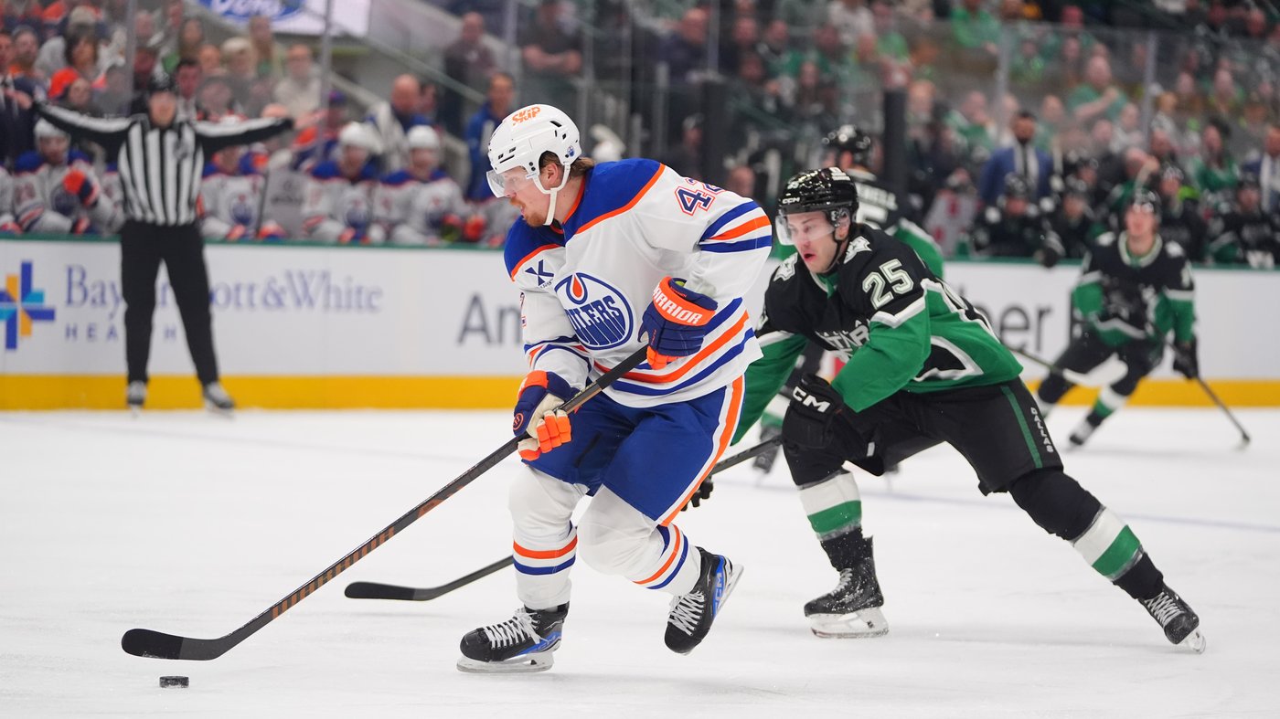 Robertson, Benn have two goals each in surging Stars' 7-2 win over Oilers | iNFOnews.ca Robertson, Benn have two goals each in surging Stars' 7-2 win over Oilers | iNFOnews.ca