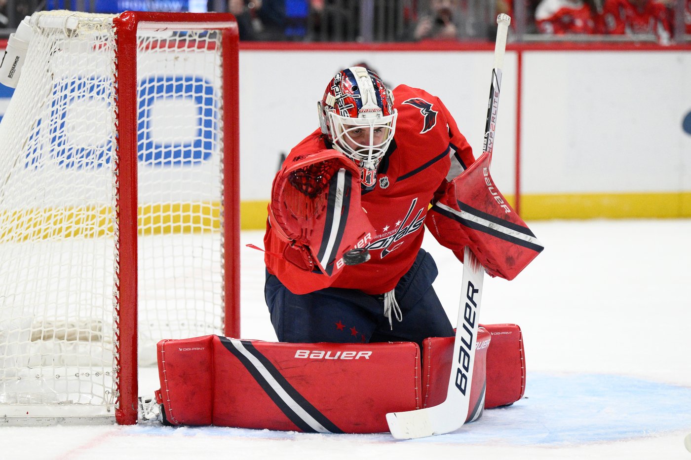 Capitals rebound from a bad road trip, beat Maple Leafs 4-0 behind goalie Thompson | iNFOnews.ca