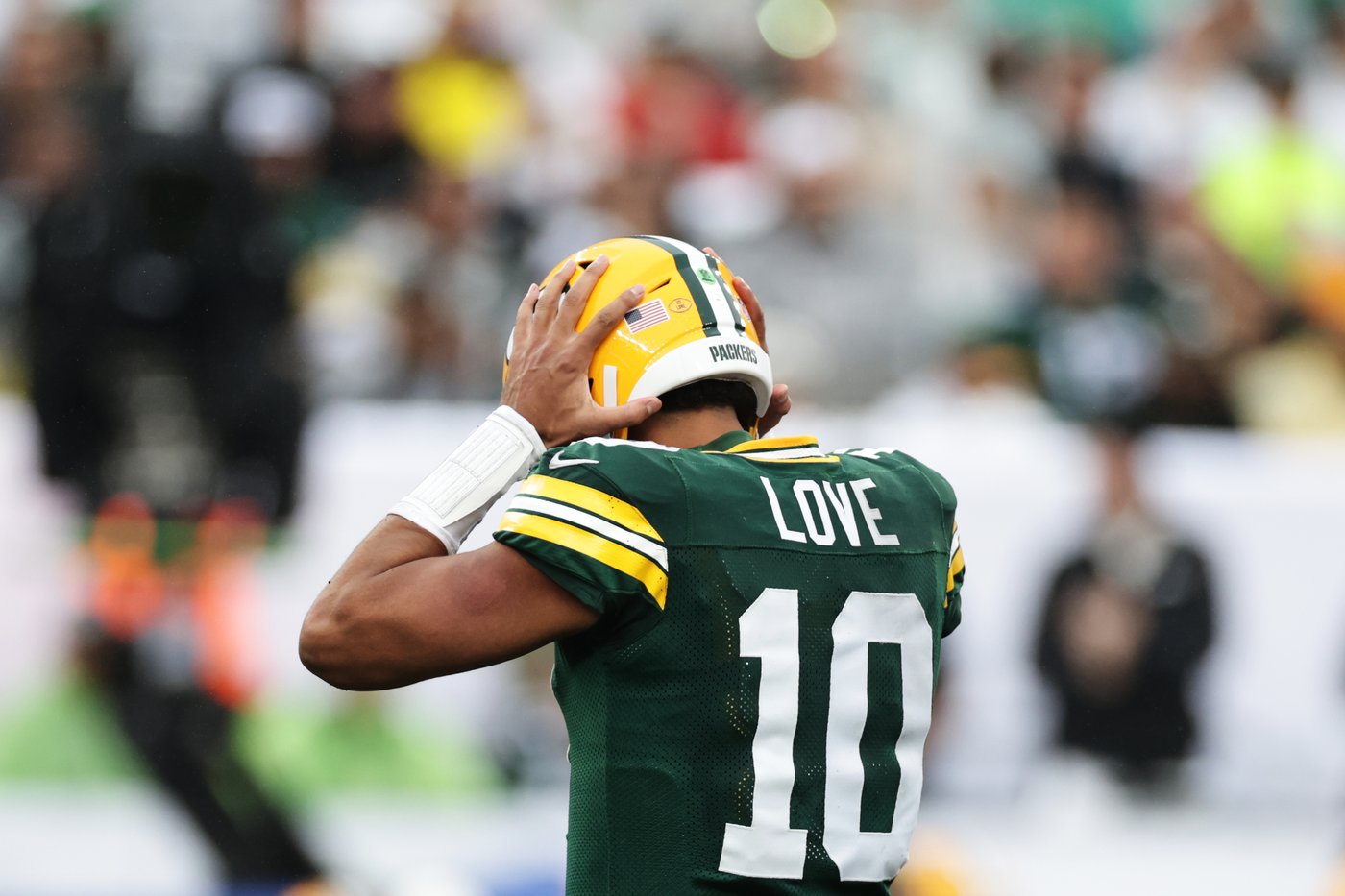 Packers piling up the penalties in first two weeks of the season | iNFOnews.ca