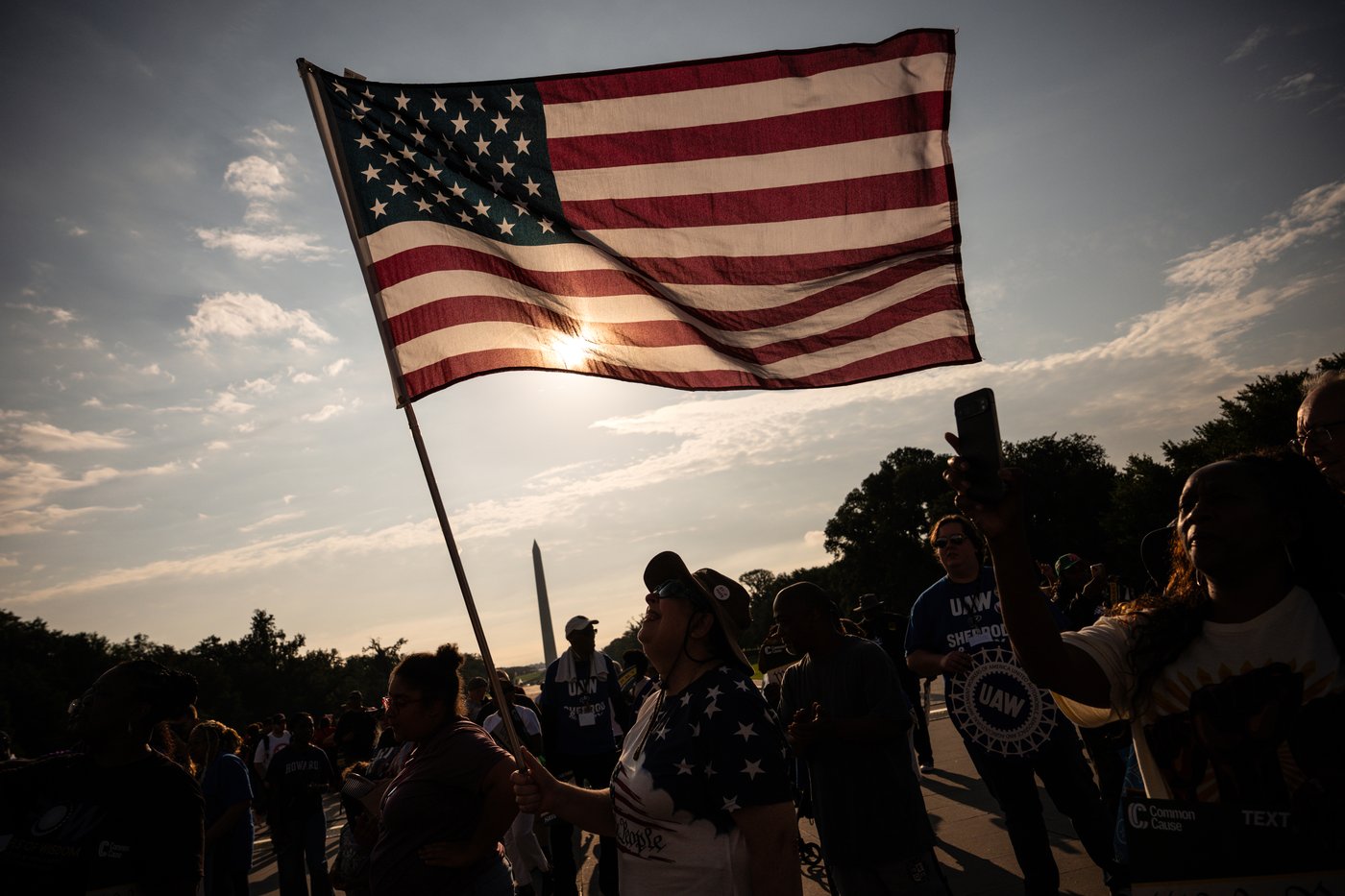 Thousands march in Washington to defend voting rights, in photos | iNFOnews.ca