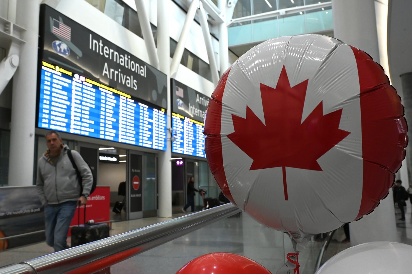 Canadians returning from Cuba amid energy crisis due to U.S. oil blockade | iNFOnews.ca
