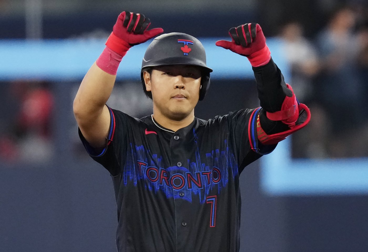 Pinch-hitter Luis Urias's late two-run single lifts Blue Jays over Cardinals 3-1 | iNFOnews.ca