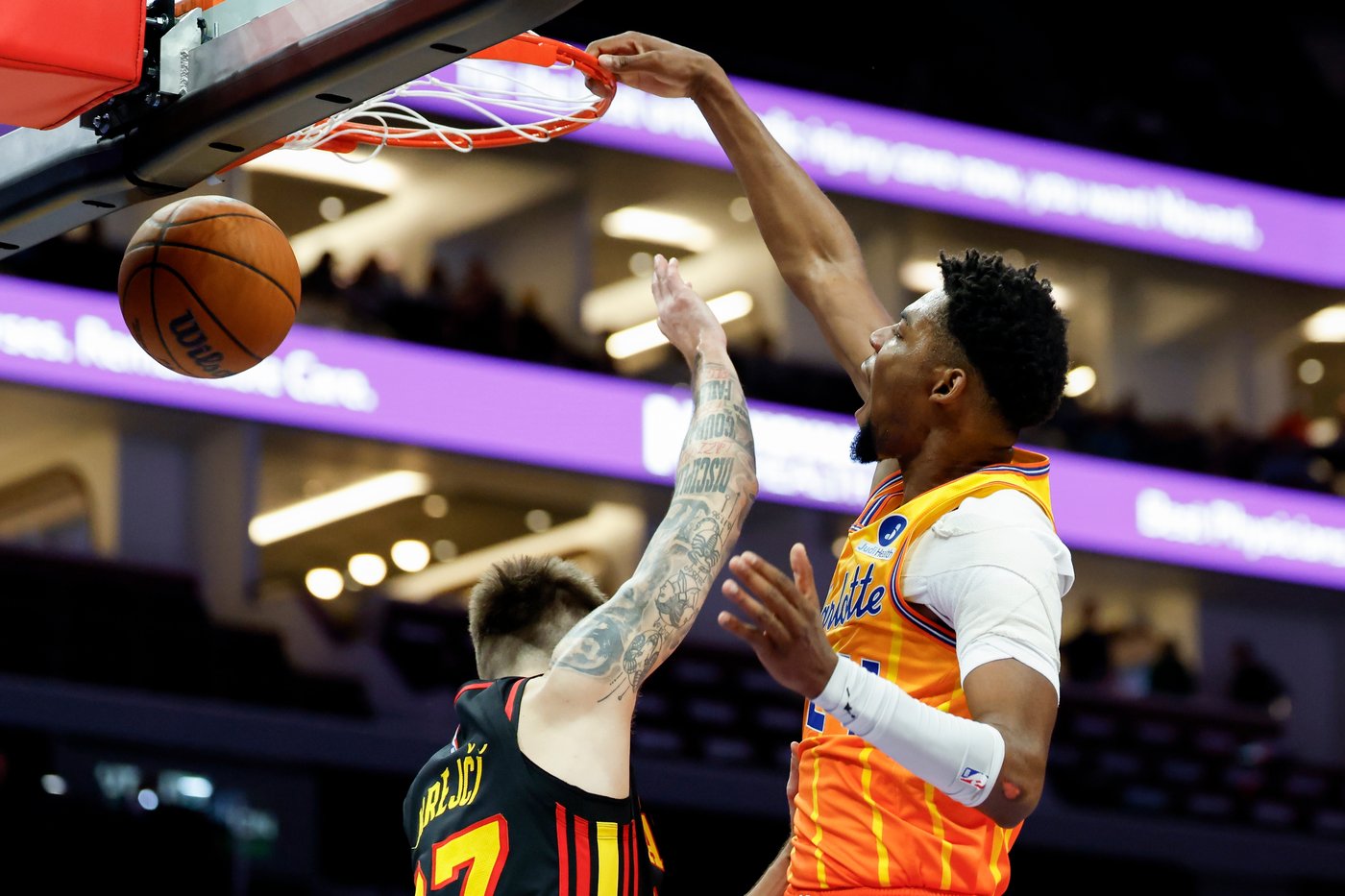 LaMelo Ball hits 7 1st-half 3-pointers in return, Hornets beat Hawks 133-126 | iNFOnews.ca LaMelo Ball hits 7 1st-half 3-pointers in return, Hornets beat Hawks 133-126 | iNFOnews.ca