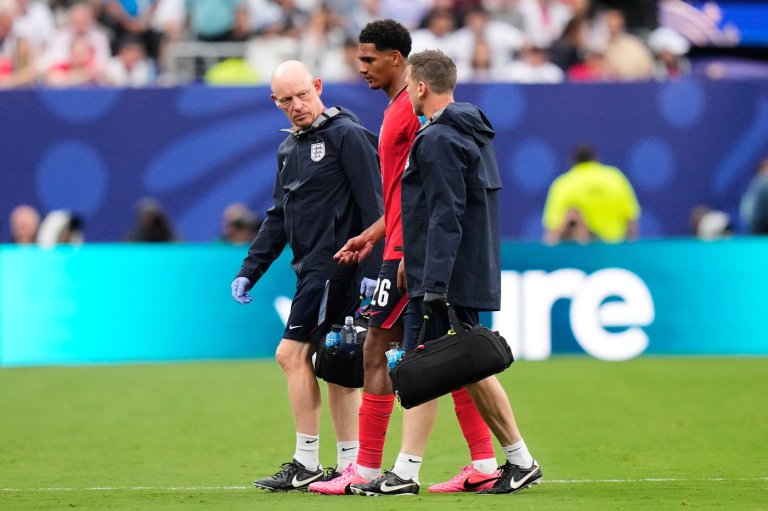 Another right back down for England at the World Cup as Jarell Quansah exits with ankle injury | iNFOnews.ca