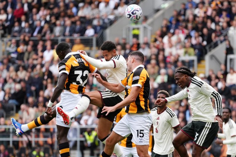 Man United stunned as Hull makes dream return to Premier League | iNFOnews.ca