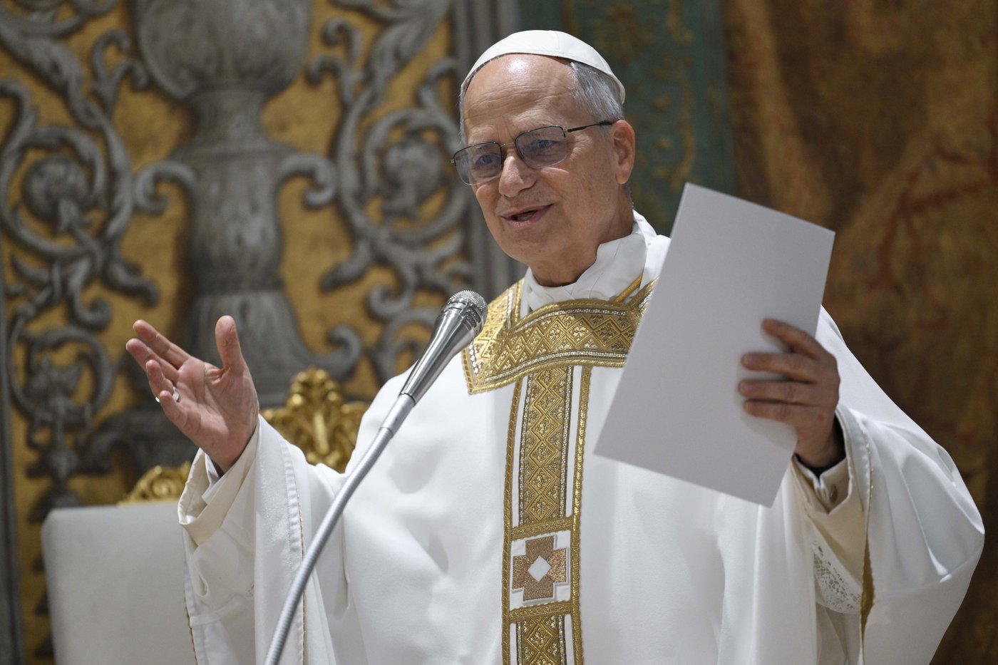 Pope Leo XIV celebrates first Mass as details emerge of how votes coalesced in secret conclave | iNFOnews.ca