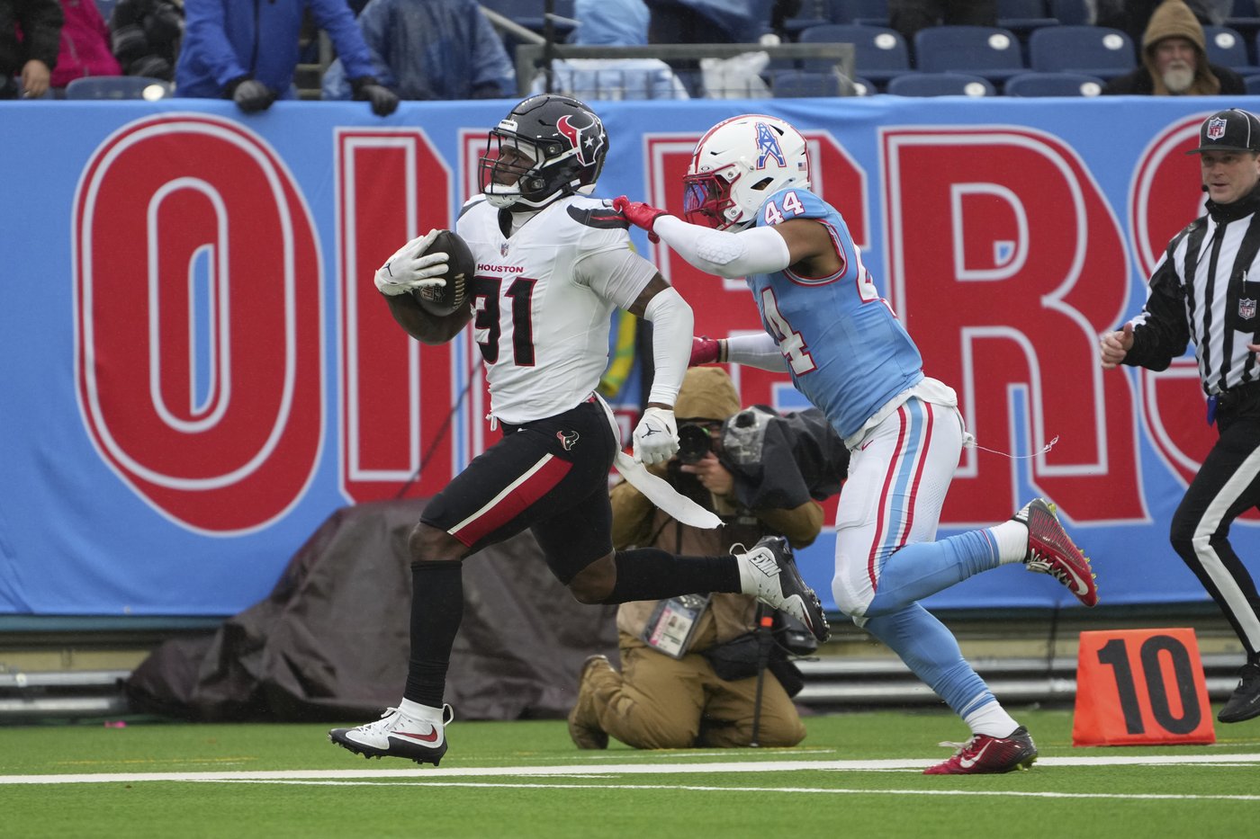 Texans enter playoffs rested after starters play sparingly in win over Titans | iNFOnews.ca Texans enter playoffs rested after starters play sparingly in win over Titans | iNFOnews.ca