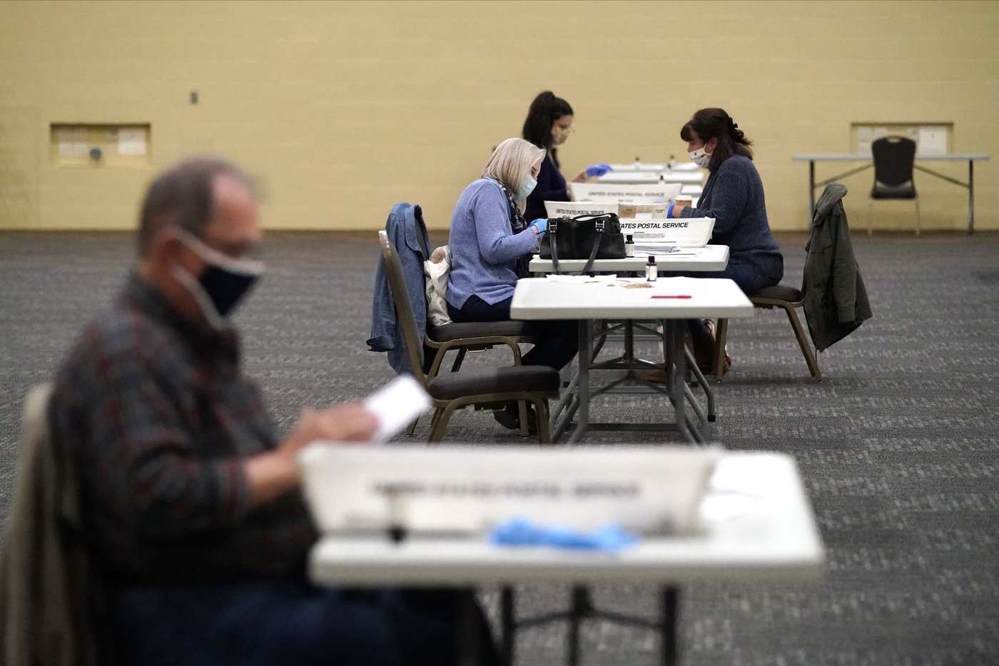 Pennsylvania county says 2,500 voter registrations being investigated for possible fraud | iNFOnews.ca
