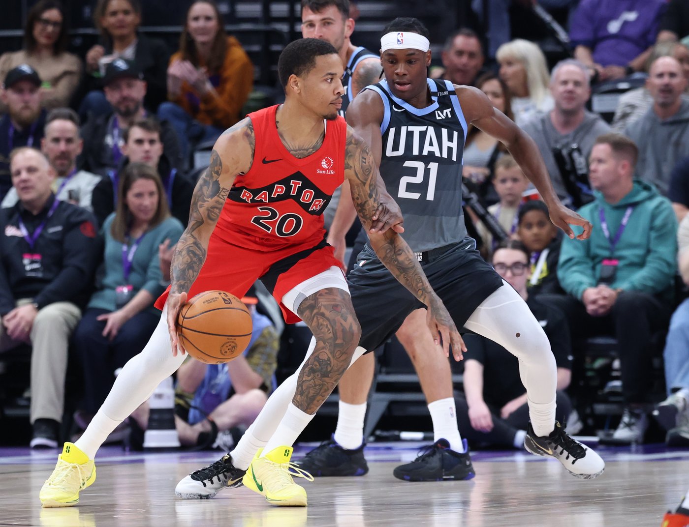 Barrett leads hot-shooting Raptors to 143-127 victory over Jazz | iNFOnews.ca