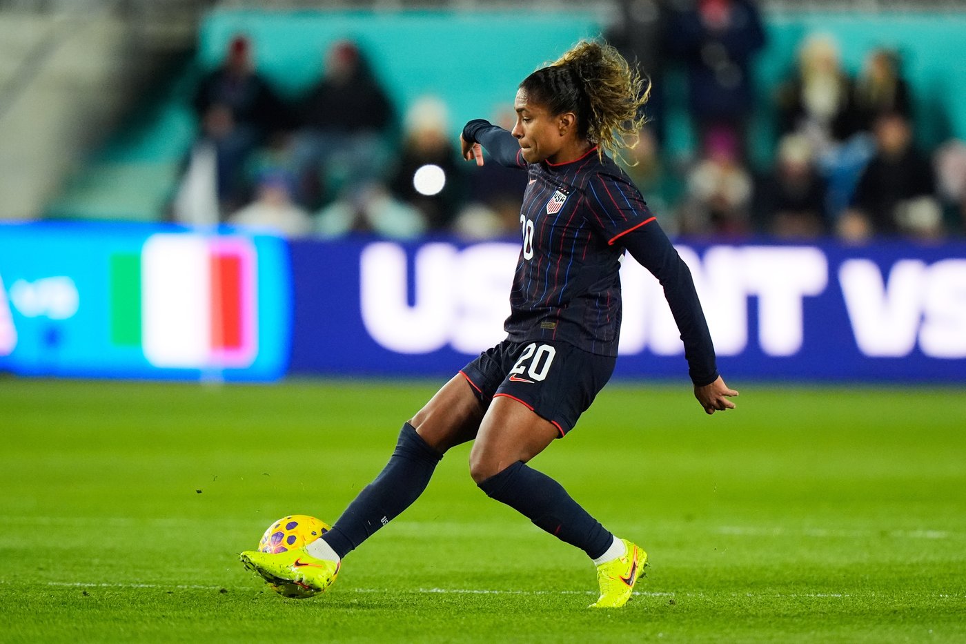 Emma Sears has a hat trick in a 6-0 USWNT victory over New Zealand | iNFOnews.ca Emma Sears has a hat trick in a 6-0 USWNT victory over New Zealand | iNFOnews.ca
