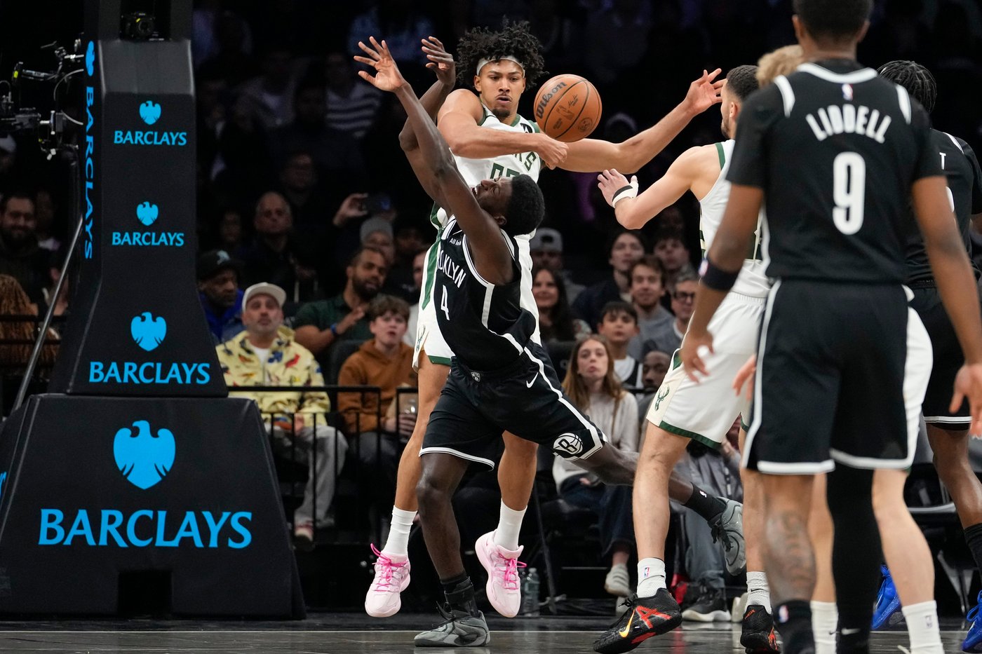 Liddell scores a career-high 21 points to lead the Nets over the Bucks 96-90 | iNFOnews.ca