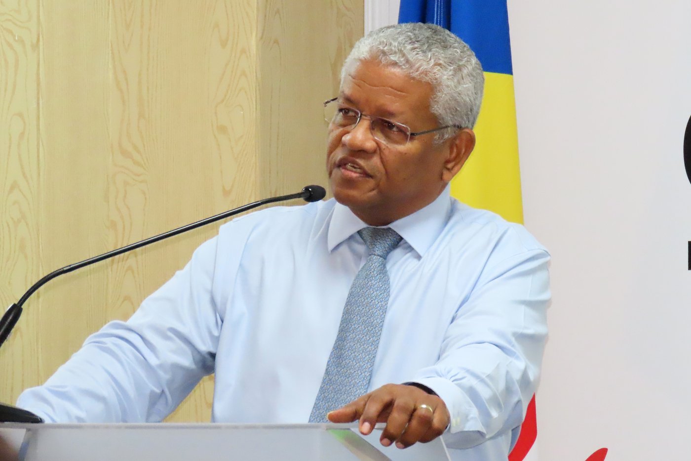 Opposition leader Patrick Herminie wins presidential runoff election in Seychelles | iNFOnews.ca