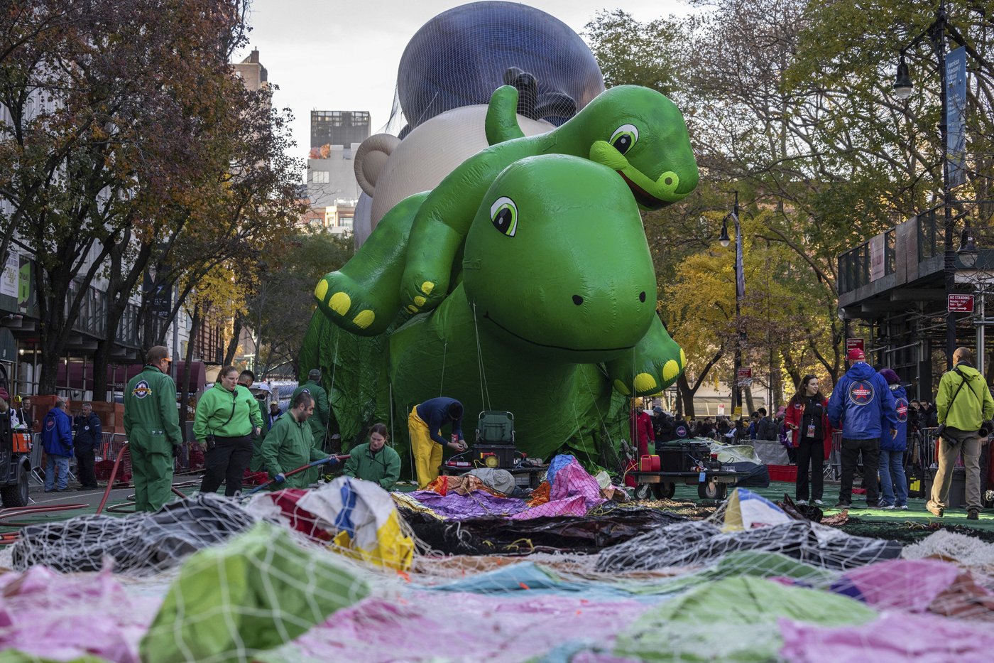 Massive balloons take shape ahead of the Macy’s Thanksgiving Day Parade | iNFOnews.ca