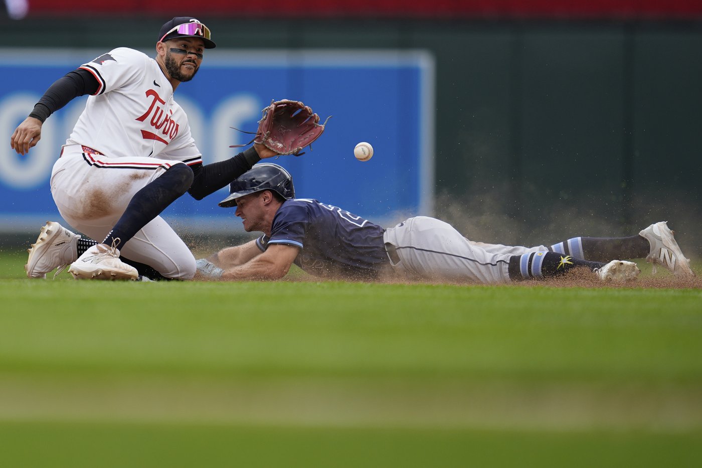 Brooks Lee's walk-off bunt single lifts Twins to 6-5 win over Rays | iNFOnews.ca Brooks Lee's walk-off bunt single lifts Twins to 6-5 win over Rays | iNFOnews.ca