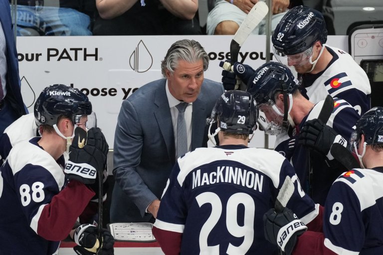 Avalanche coach Jared Bednar enters camp without an extension, but has strong support from players | iNFOnews.ca