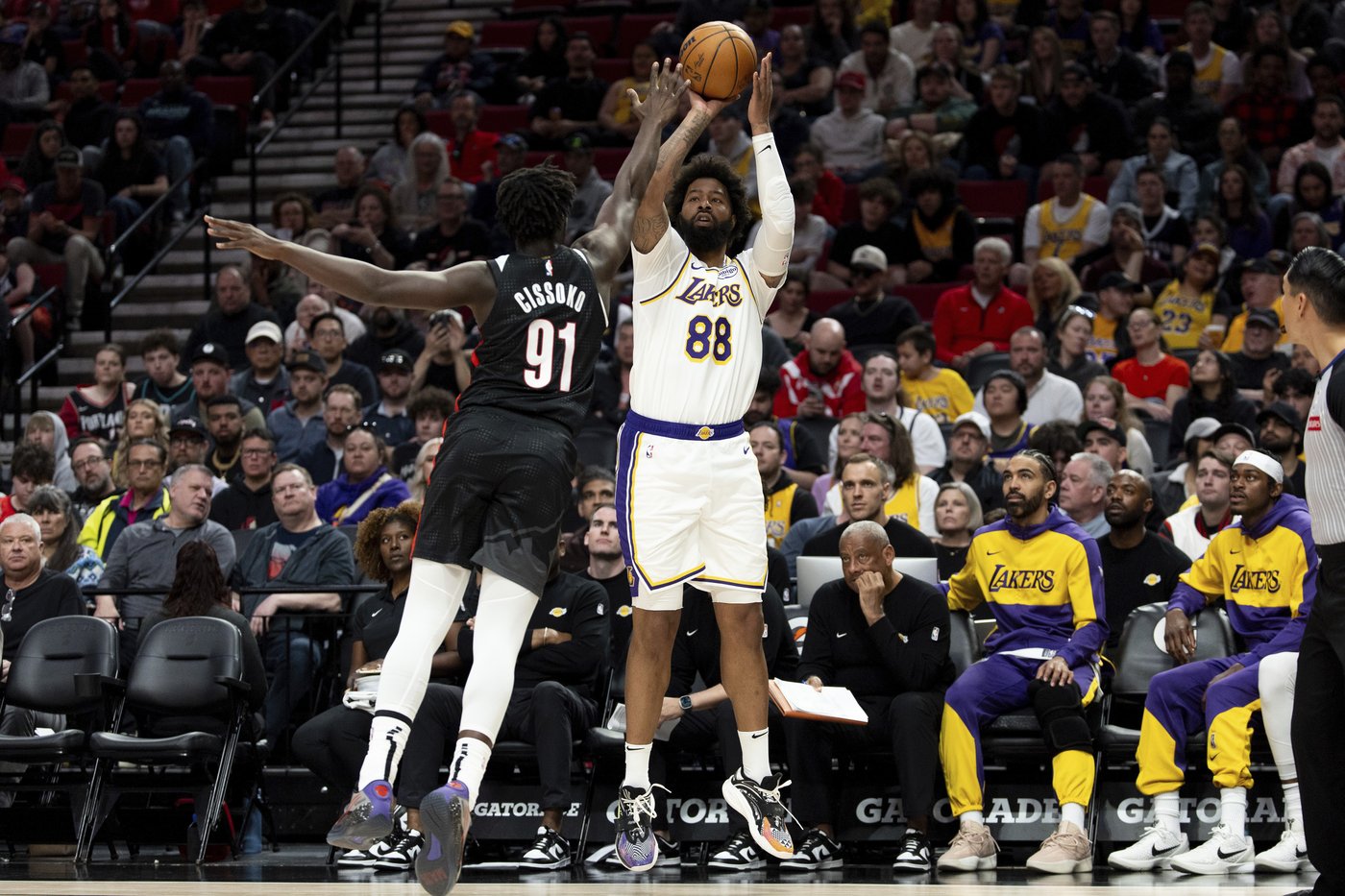 Trail Blazers end season with 109-81 win over short-handed playoff-bound Lakers | iNFOnews.ca