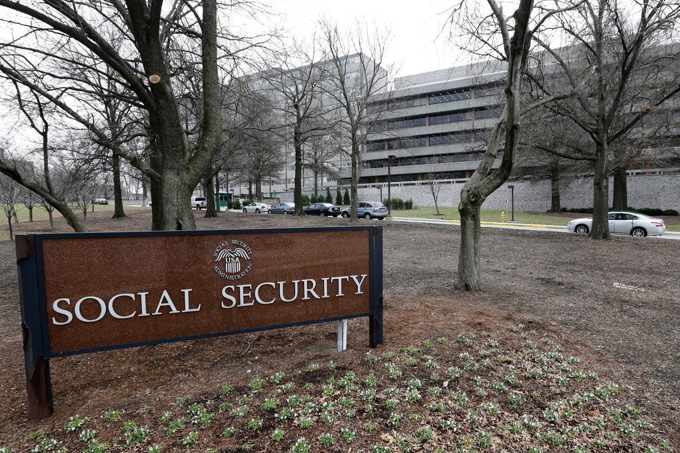 The Latest: Social Security cost-of-living increase announcement delayed by government shutdown | iNFOnews.ca