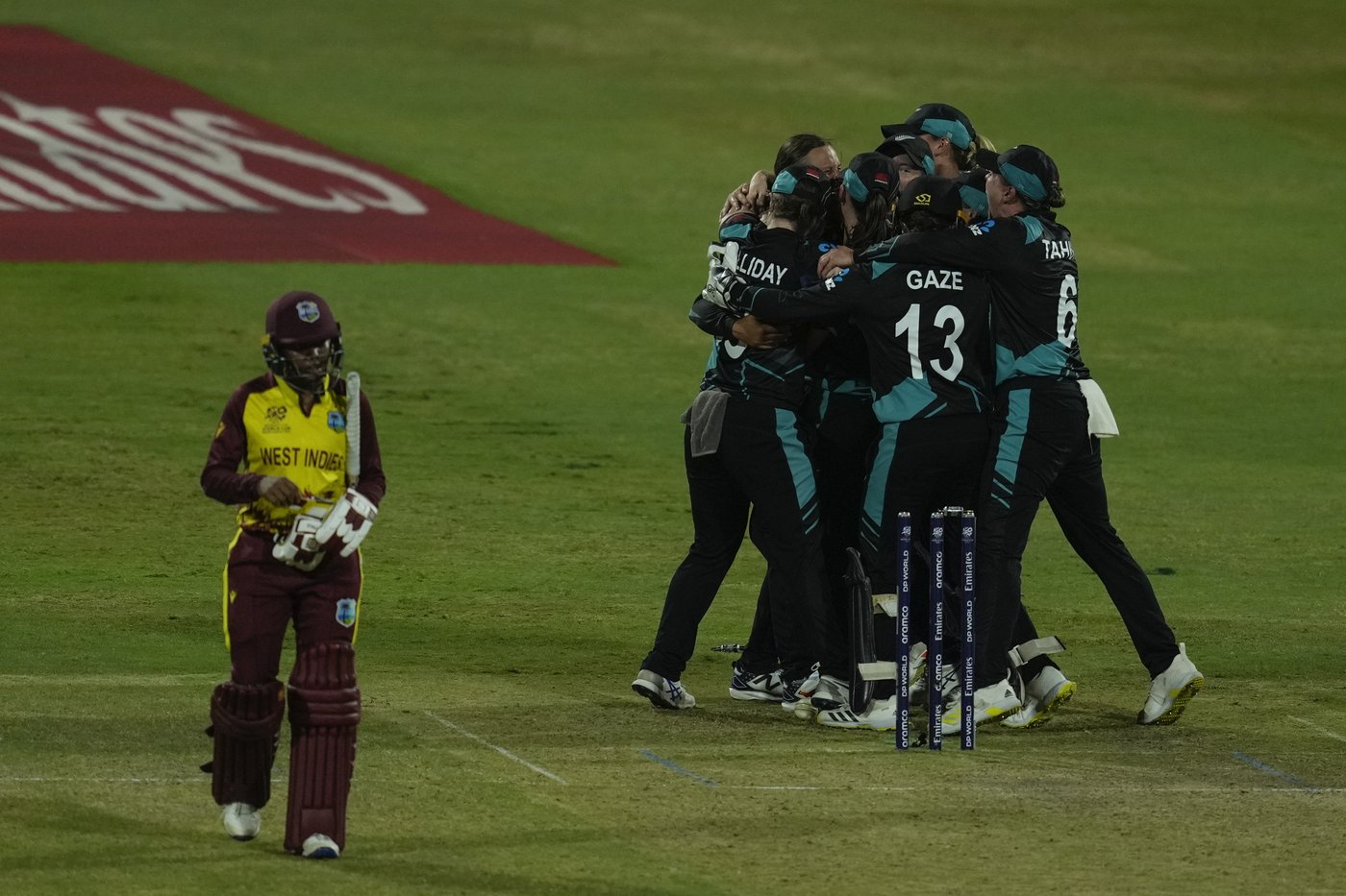 New Zealand survives anxious last over to beat West Indies and reach Women’s T20 World Cup final | iNFOnews.ca