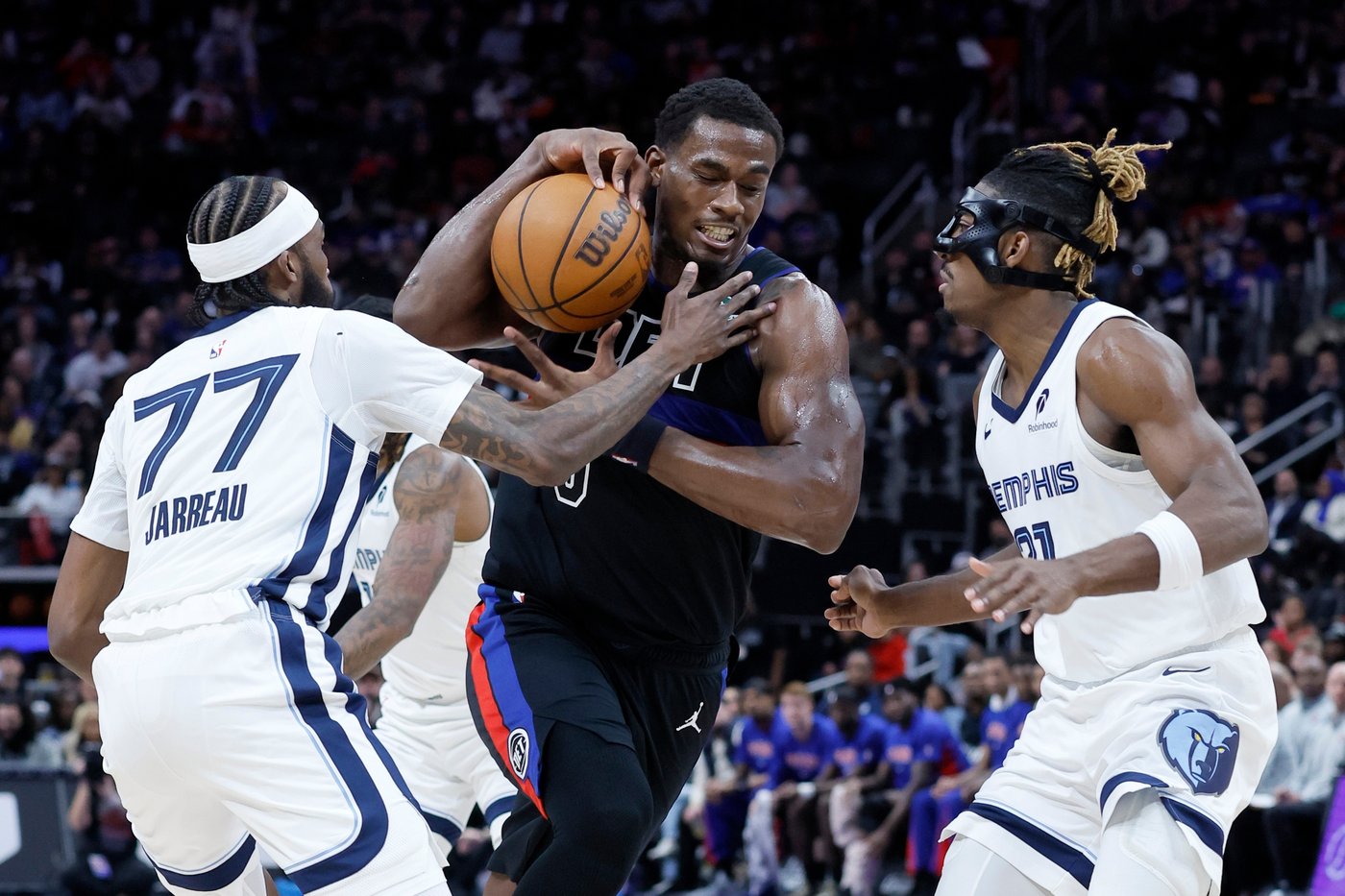 Jalen Duren and Cade Cunningham help Detroit Pistons prolong Memphis Grizzlies losing streak | iNFOnews.ca