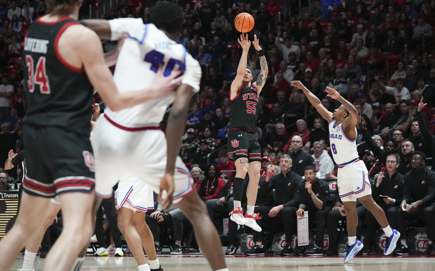 Madsen scores 24 and becomes Utah's career 3-point leader in 74-67 win over No. 17 Kansas | iNFOnews.ca
