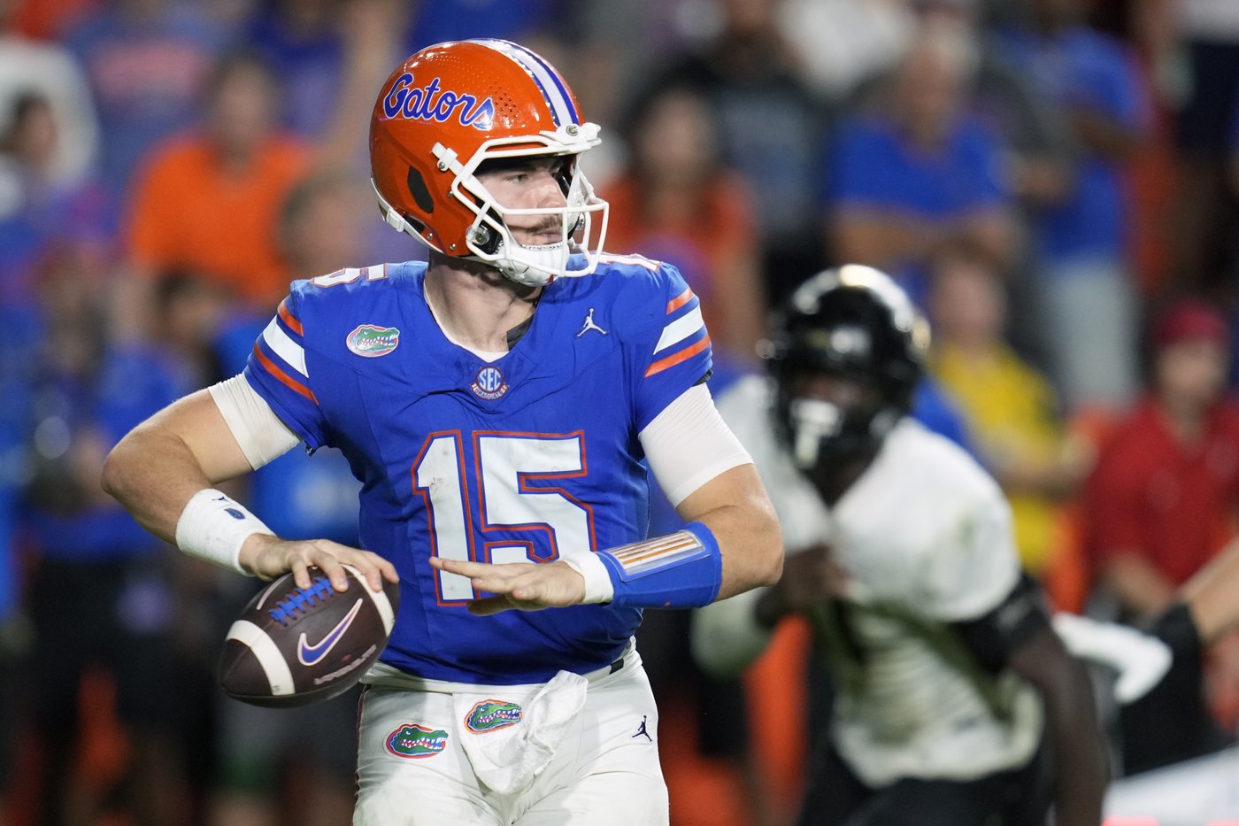 No. 8 Tennessee hosts Florida, eager to shake off loss against a Gators team that has won 2 straight | iNFOnews.ca