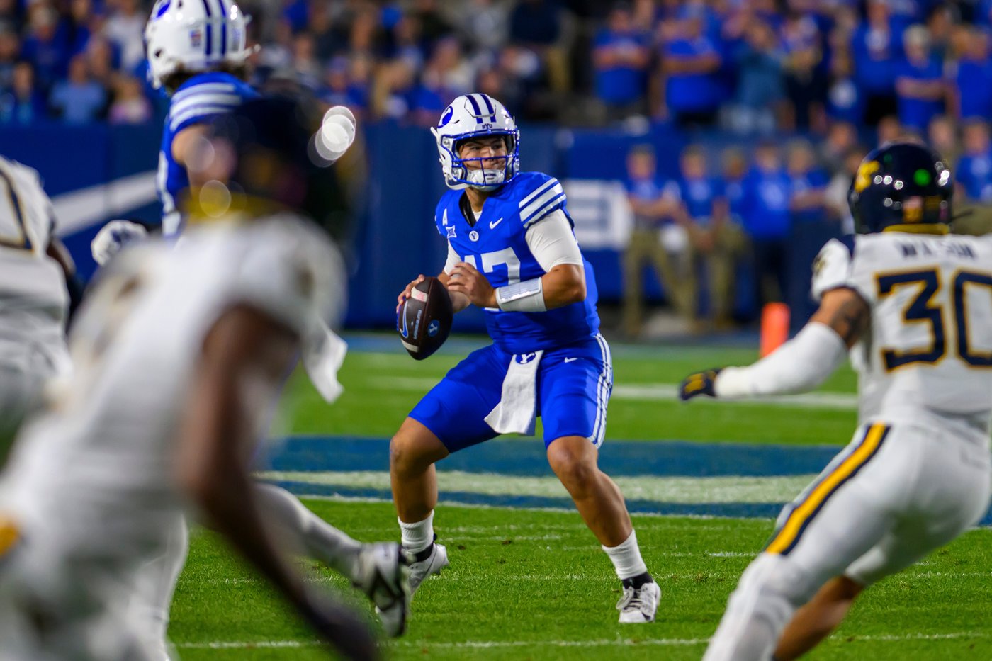Bear Bachmeier throws for career-high 351 yards to lead No. 23 BYU past West Virginia, 38-24 | iNFOnews.ca
