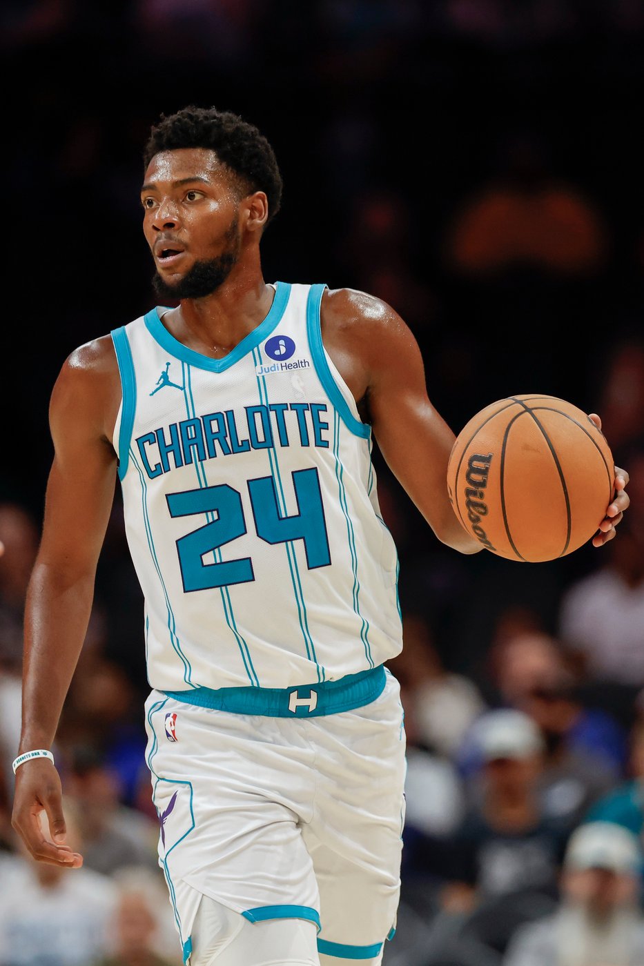 Hornets secure Brandon Miller with a 5-year, $209 million contract extension, AP source says | iNFOnews.ca Hornets secure Brandon Miller with a 5-year, $209 million contract extension, AP source says | iNFOnews.ca