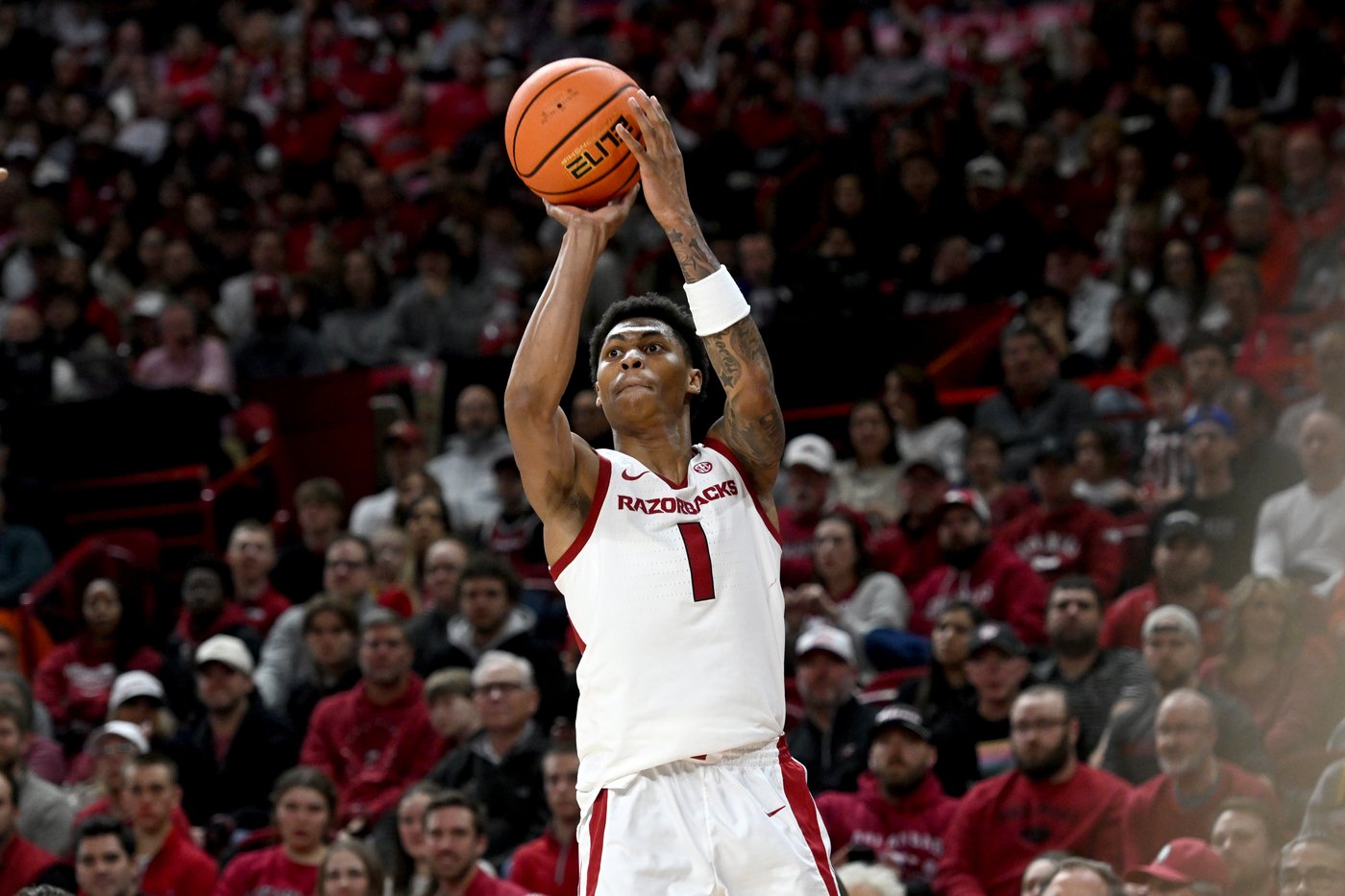 Freshman Meleek Thomas scores career-best 28 points as No. 18 Arkansas beats James Madison 103-74 | iNFOnews.ca Freshman Meleek Thomas scores career-best 28 points as No. 18 Arkansas beats James Madison 103-74 | iNFOnews.ca