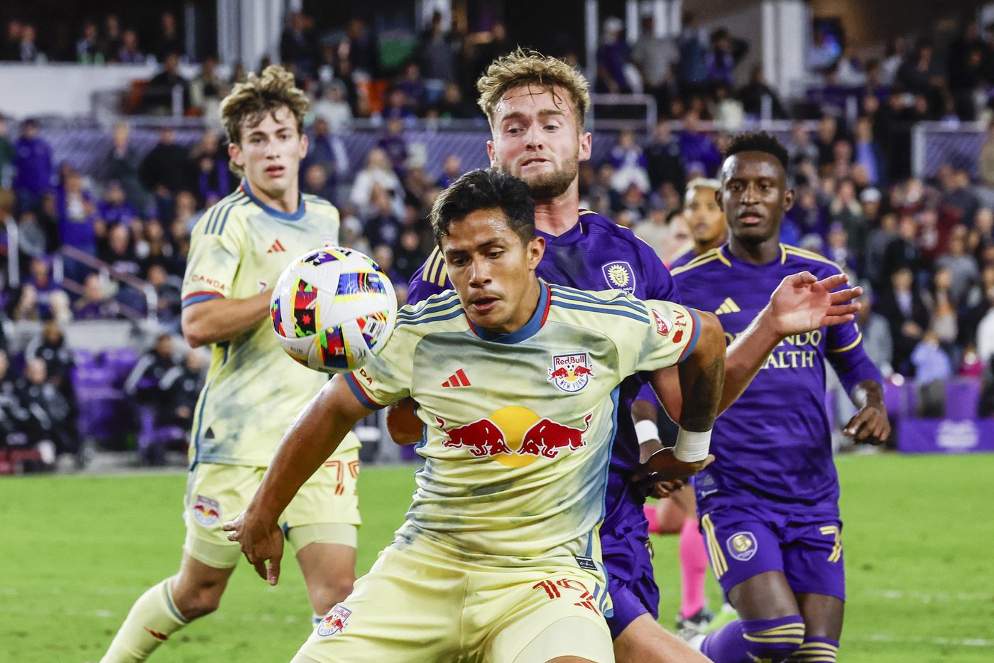Red Bulls beat Orlando City 1-0 in Eastern Conference final, will play Galaxy for MLS Cup | iNFOnews.ca
