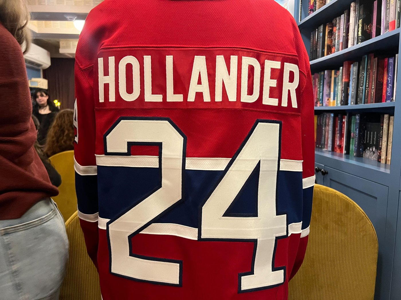 'Heated Rivalry' rewatch event brings fans together at Montreal bookshop | iNFOnews.ca 'Heated Rivalry' rewatch event brings fans together at Montreal bookshop | iNFOnews.ca