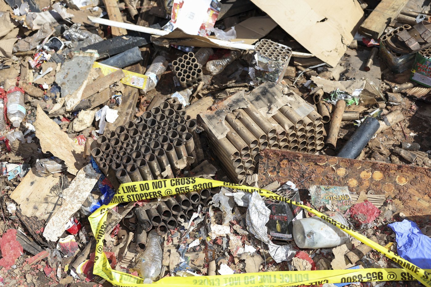 Rescuers find gruesome scene at a Honolulu home after a fireworks blast kills 3, injures over 20 | iNFOnews.ca