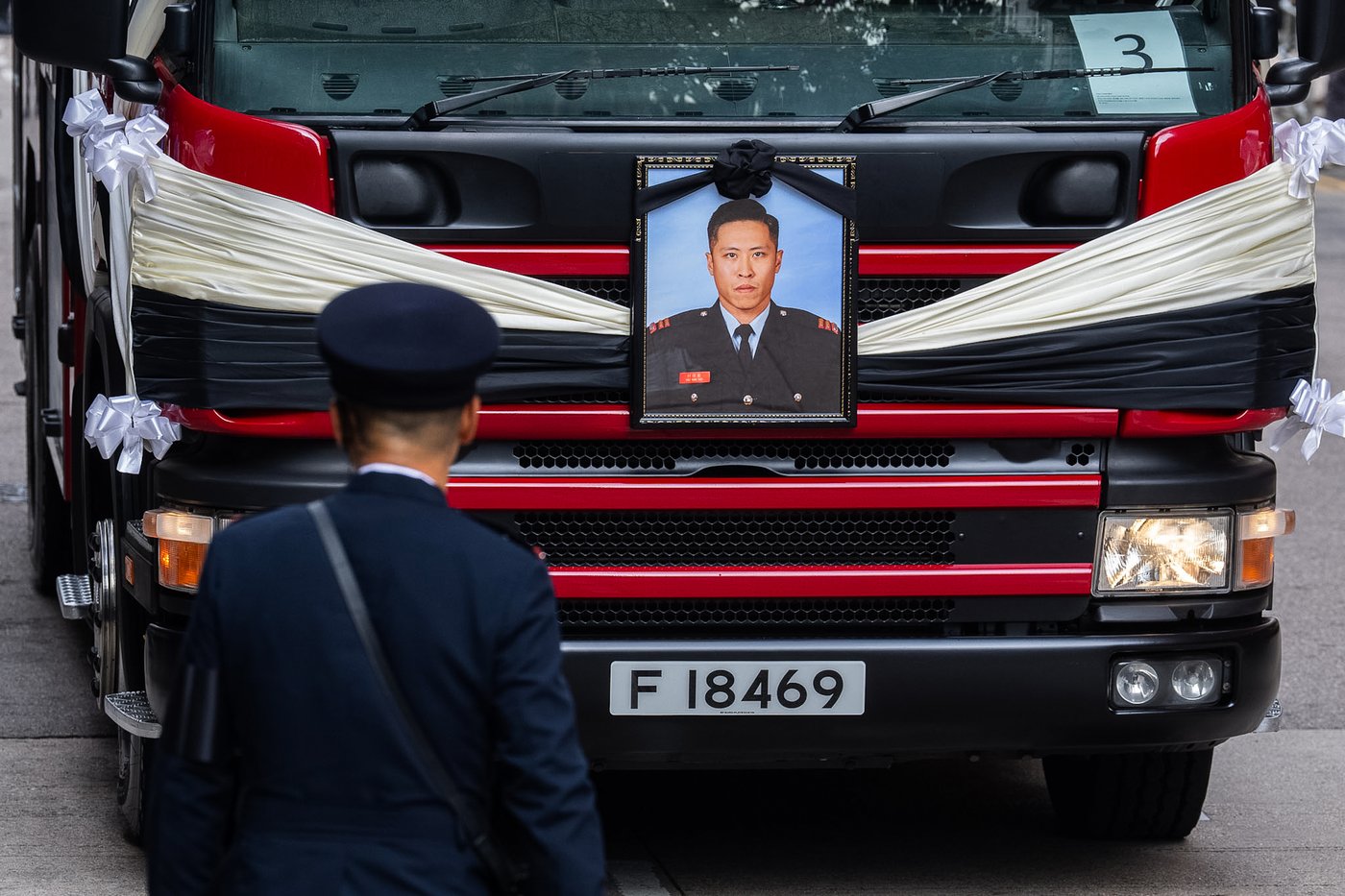 Hong Kong mourns firefighter killed in city's deadliest fire in decades | iNFOnews.ca