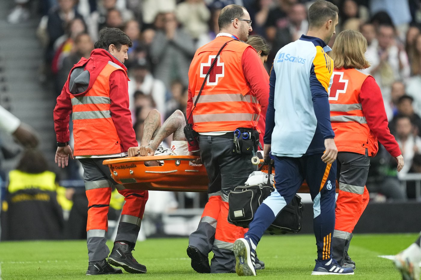 Real Madrid defender Eder Militão tears ACL and needs surgery | iNFOnews.ca