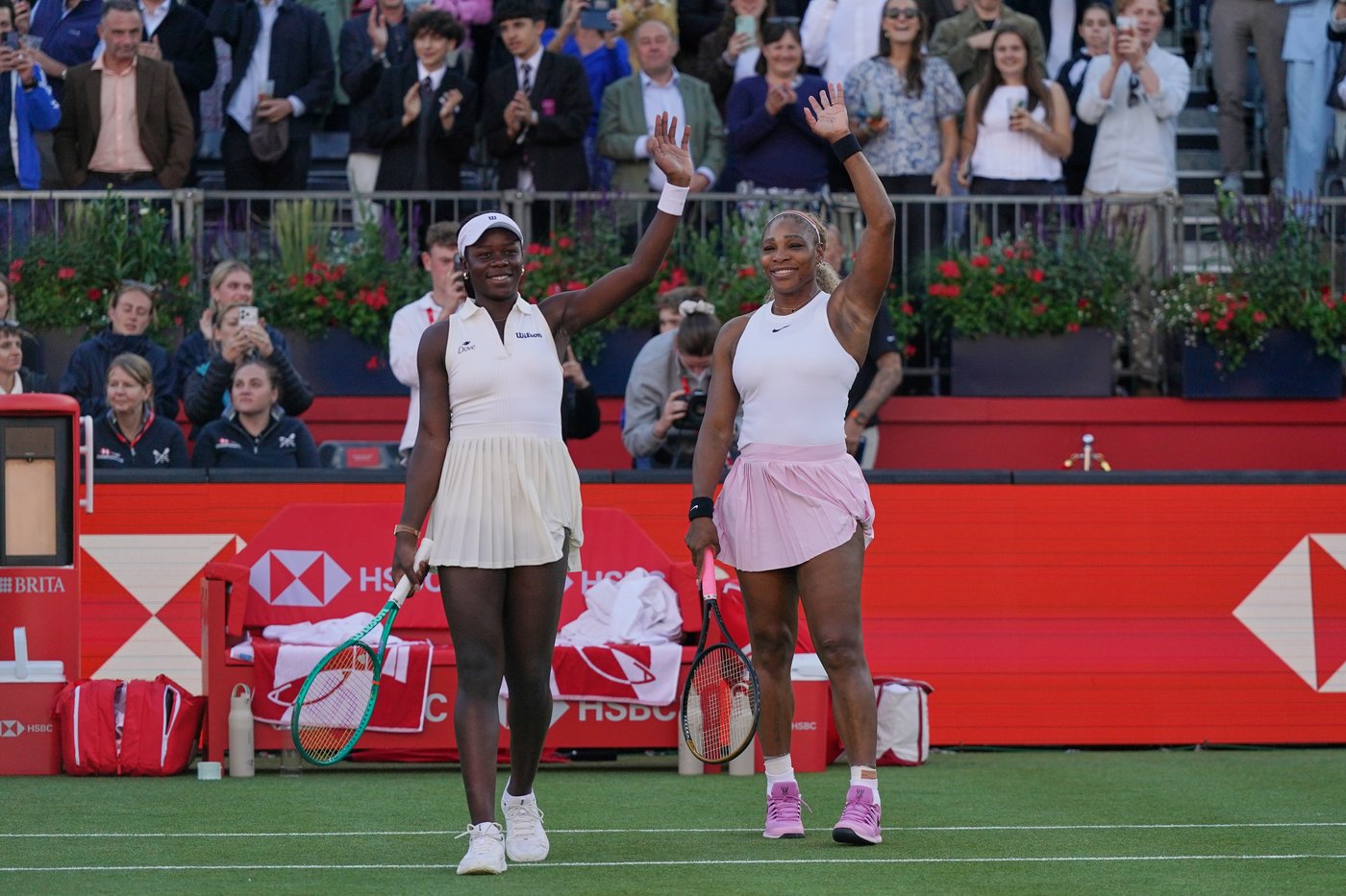 Canada's Victoria Mboko helps legend Serena Williams make triumphant return to tennis | iNFOnews.ca