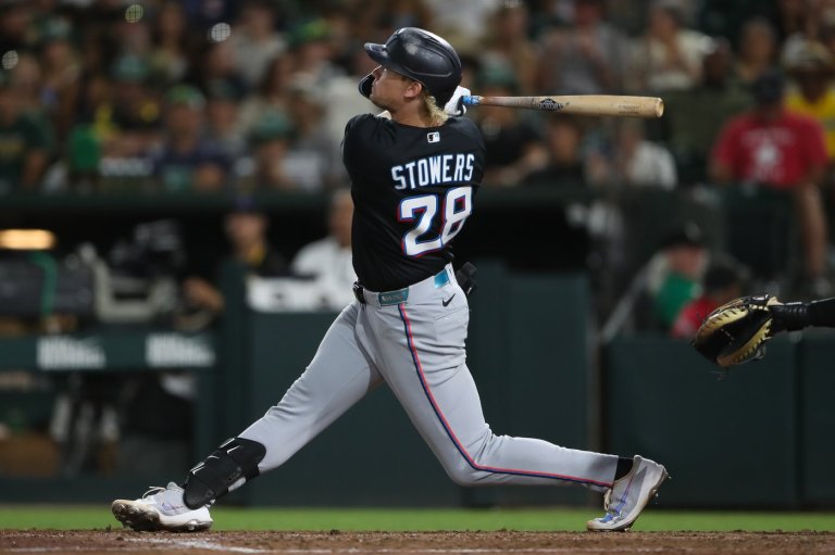 Stowers hits 2 of the Marlins' 6 HRs in a 12-5 win over the A's | iNFOnews.ca