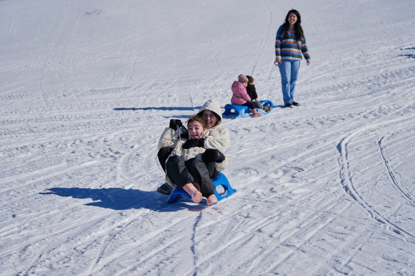 Photos show people in Lebanon enjoying winter weather on the slopes | iNFOnews.ca