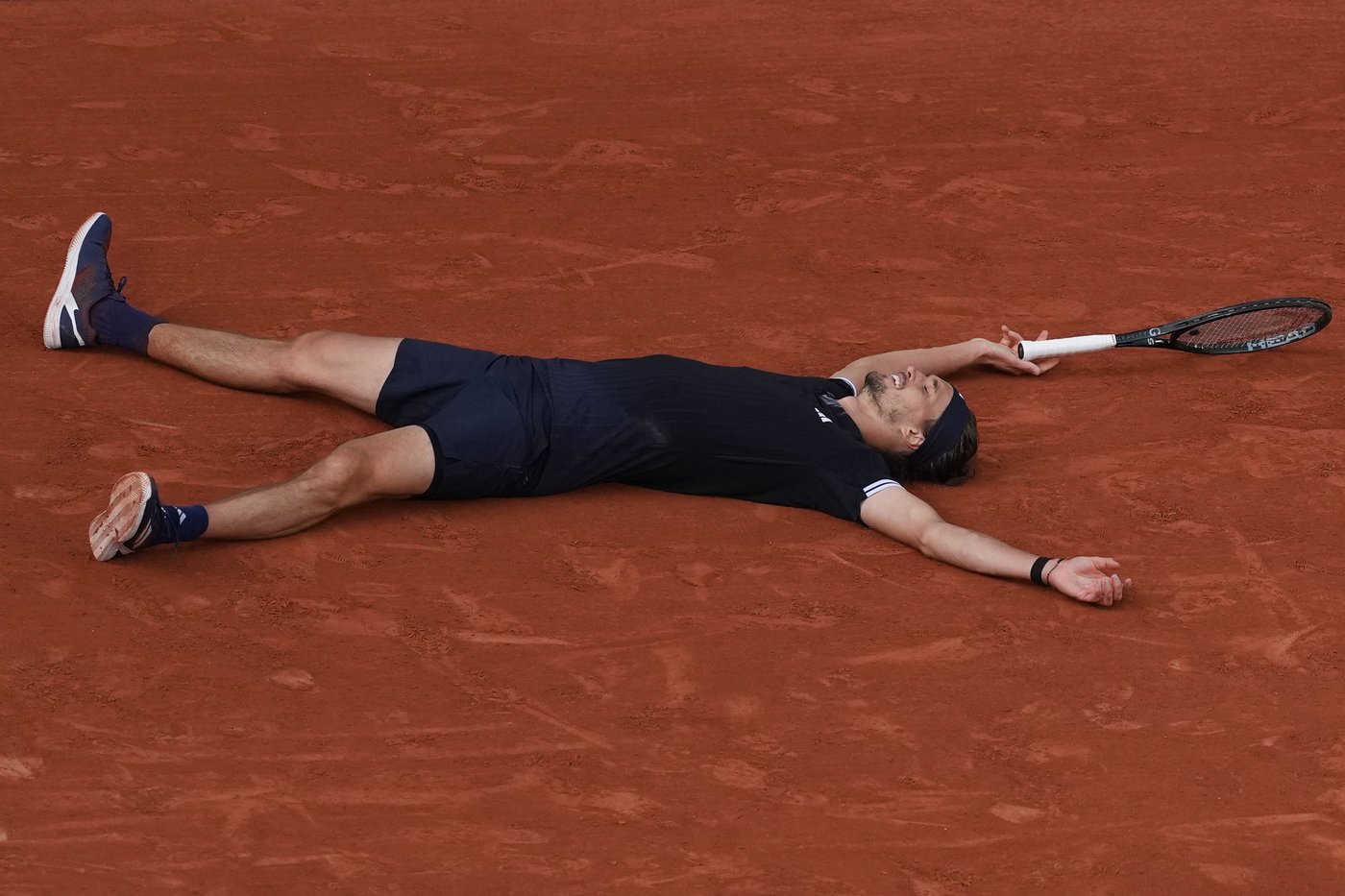 Zverev's French Open triumph receives muted reception in France due to off-court issues | iNFOnews.ca