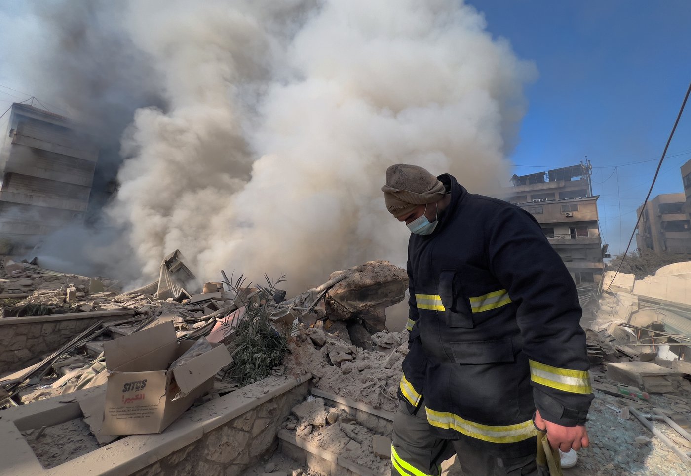 Photos show Lebanese people fleeing and buildings wrecked after Israeli strikes | iNFOnews.ca