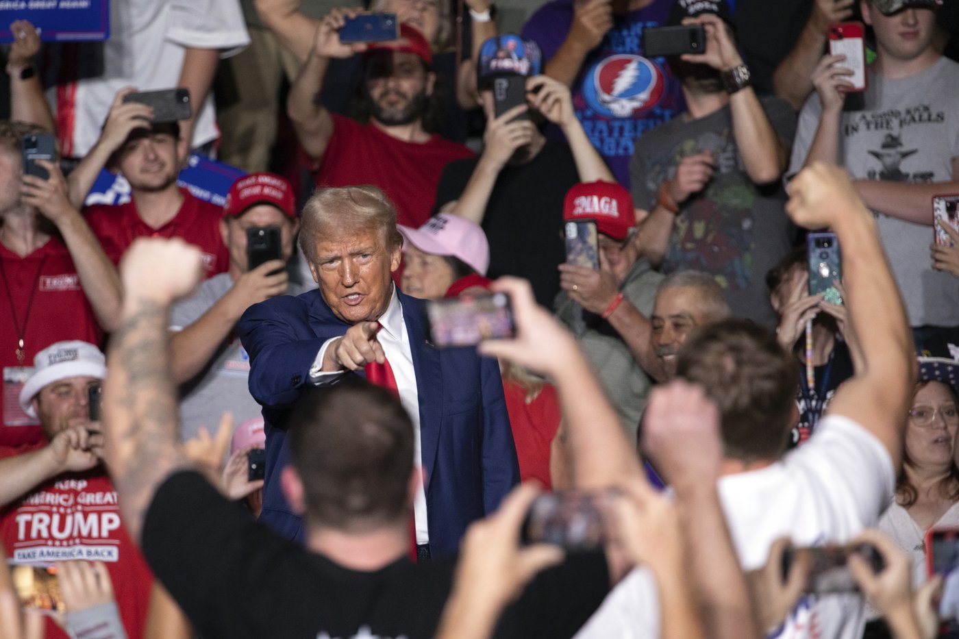 Overseas voters are the latest target in Trump's false narrative on election fraud | iNFOnews.ca