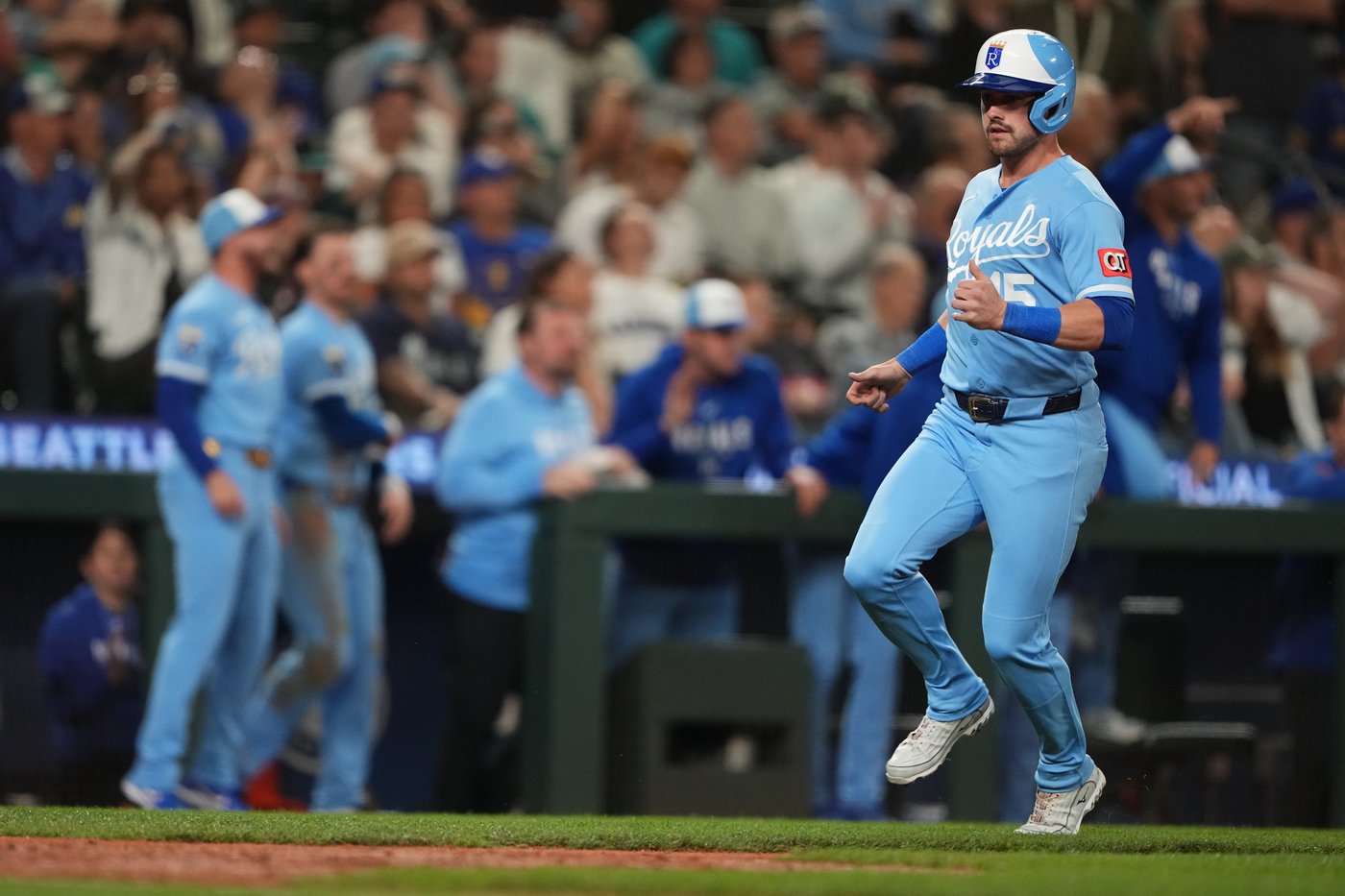 Massey scores in 10th on Garcia's sacrifice fly, Royals beat Mariners 3-2 | iNFOnews.ca Massey scores in 10th on Garcia's sacrifice fly, Royals beat Mariners 3-2 | iNFOnews.ca