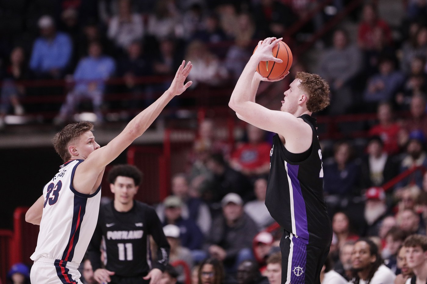 No. 19 Gonzaga rolls to 81-50 victory over Portland | iNFOnews.ca