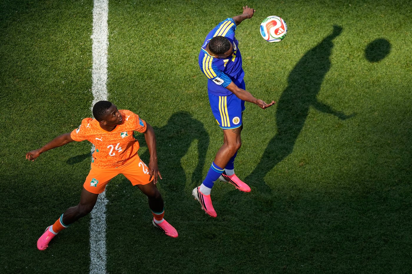 Ivory Coast into World Cup knockout round for 1st time as Pépé scores twice in 2-0 win over Curaçao | iNFOnews.ca
