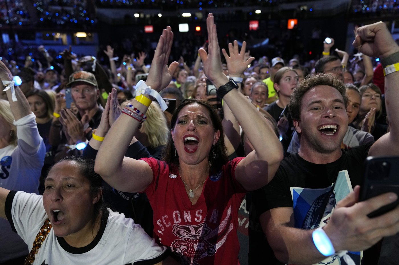 Harris promises to 'represent all Americans' after Biden's remark on Trump supporters and 'garbage' | iNFOnews.ca